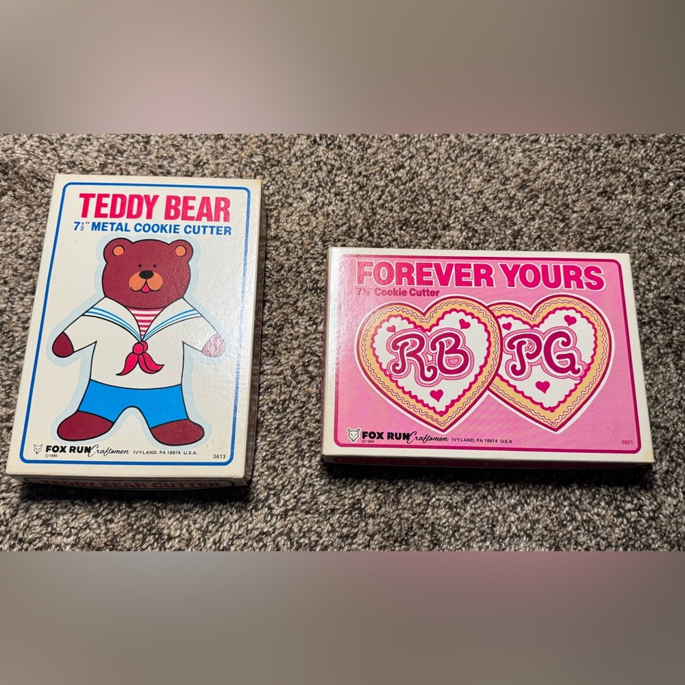 VTG Fox Run Teddy Bear & Valentines Heart Large Metal Cookie Cutters